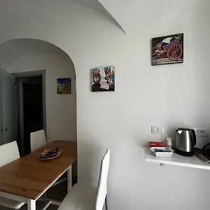 G House 100 Catania